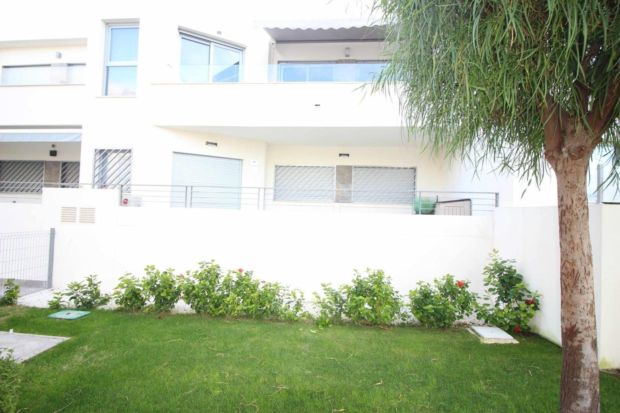 Apto Bajo La Veleta Torrevieja Exteriör bild
